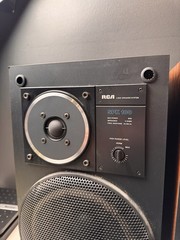 Vintage RCA SPK 100 Bookshelf Speakers Great Sound 1980s