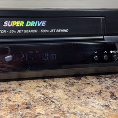 Panasonic AG-1350 Super Drive 4-Head VHS VCR Jet Search Rewind record w/ remote