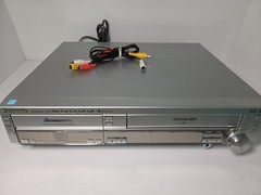 Panasonic SA-HT820V 5-Disc VHS DVD Hi-Fi Player 4-Head with Cables