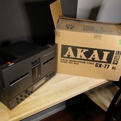 Vintage Black Akai GX-77 4-Track Reel-to-Reel Tape Deck in Original Box – NICE!