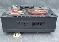 VINTAGE GRUNDIG TK140 TK-140 REEL TO REEL TAPE PLAYER UK UNITED KINGDOM REPAIR