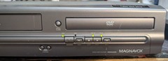 Magnavox MWD2205 DVD VCR Combo VHS Player Recorder -Tested Working – No Remote