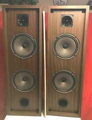 Vintage Wald Sound Model 841T Floor Speakers Working Condition.