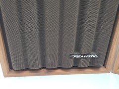 Realistic Minimus-4 Wood Speakers Walnut Bookshelf Radio Shack Tandy 8 Ohm VTG