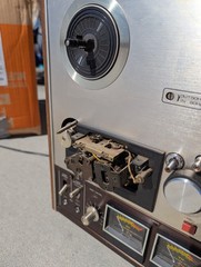 Akai GX-210d Reel to Reel Tape Deck 3 Motors Auto-Reverse POWERS ON