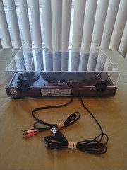 REALISTIC LAB-420 TURNTABLE WORKING VINTAGE DIRECT DRIVE FULL AUTO NEW COVER