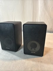 Vintage Realistic Minimus-7 Bookshelf Speakers Pair Cat. No. 40-2030C 40-2030B