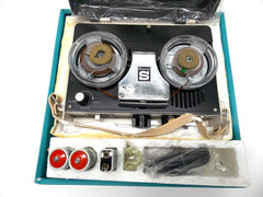 NOS STAR-LITE 4 TRANSISTOR SUPER DELUXE TAPE RECORDER MODEL RT-777