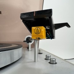 Philips 212 Electronic Turntable – Parts or Repair – Power Button Stuck