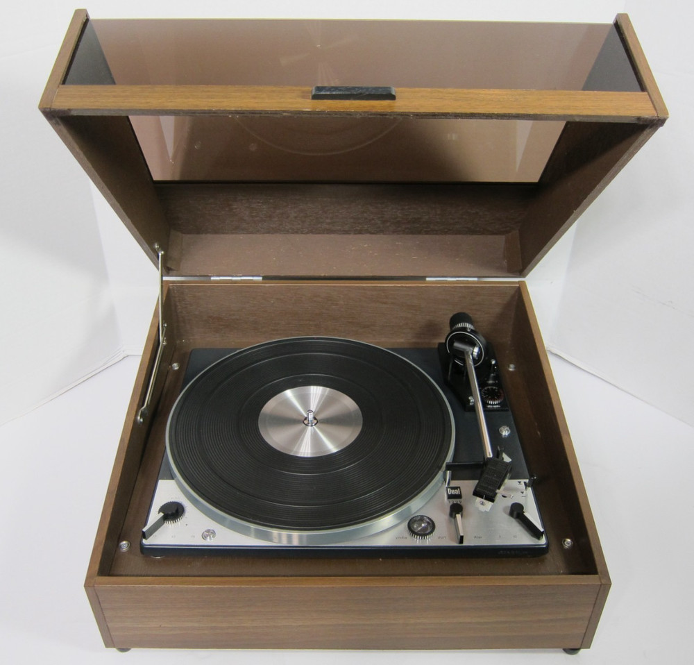 DUAL 1229 TURNTABLE In The Walnut Base Fresh From Being Professionally Serviced!
