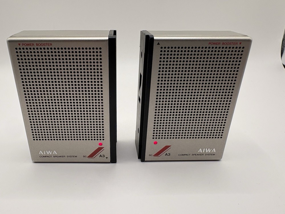 Aiwa SC-A3 Compact Speaker System with Carrying Case and Audio Cables -Working