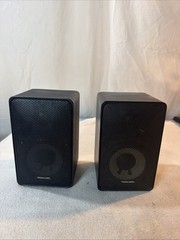 Vintage Realistic Minimus-7 Bookshelf Speakers Pair Cat. No. 40-2030C 40-2030B