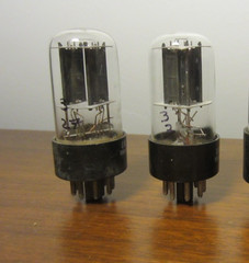 Pair Of GE 6SN7GTB Tubes – Black Plate – Filament Bridge – Hickok Tested