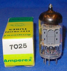 NOS NIB Amperex 7025 (Quite 12AX7) Vacuum Tube 1967 Date