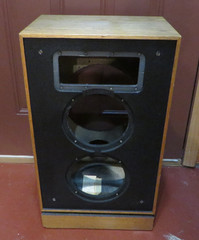 KLIPSCH KG4 Empty Speaker Cabinet – AS PICTURED -SEE PICS!!