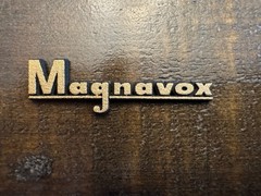 Magnavox tube amp emblem Badge