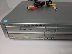 Panasonic SA-HT820V 5-Disc VHS DVD Hi-Fi Player 4-Head with Cables