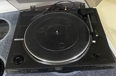 Pioneer PL-990 Automatic Stereo Turntable