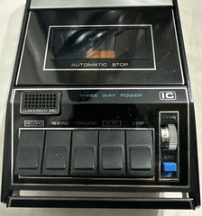 Vintage GE Portable Cassette Tape Recorder Model 3-5120 For Parts Repair
