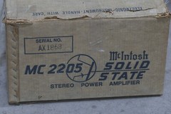 McIntosh MC2205 Solid State Amplifier – 200WPC
