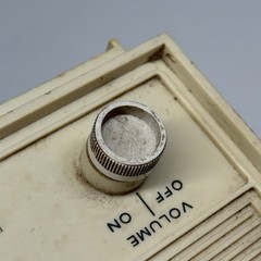 PHILCO Ford Solid State Model 0239003 – SOLD AS-IS FOR PARTS & REPAIR / UNTESTED