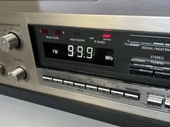 Vintage Mitsubishi DA R-35 Stereo Receiver – Parts or Repair