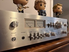 The AKAI AM-2600. 1976-79. 60 Watts per Channel! The Real Deal.