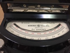 Vintage General Electric GE DP-9 0.05/0.5/5A DC Amperes Meter 8DP9ACA3