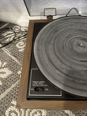 Realistic LAB-300 Belt Drive Turntable