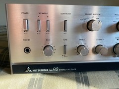 MITSUBISHI DA-R8 AM/FM STEREO RECEIVER — MEDALLION SERIES | MADE IN JAPAN