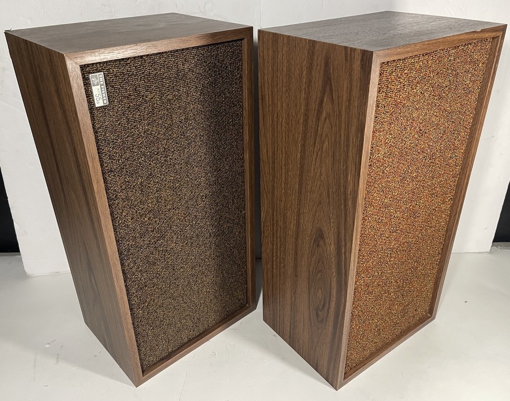 VINTAGE FISHER XP-55B 2 WAY SPEAKERS-All Original-Tested