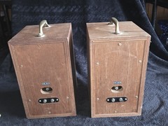 VTG 1970s Realistic Solo-103 Bookshelf Speakers Walnut Wood Case MCM WORKING
