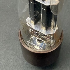 1950’s 6SN7GT Sylvania Tube Black Plate 2 Hole Bad Boy TV7 Test NOS N7-22