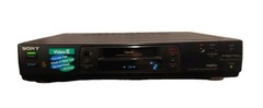 Sony EV-A60 Video8 8mm VCR Deck Powers On Works No Remote And No Tapes
