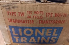 Vintage Lionel Transformer TW 175 Watts. Original box Large transformer