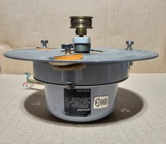 Sony D-502F (TT3000) Turntable Motor for Parts or Repair