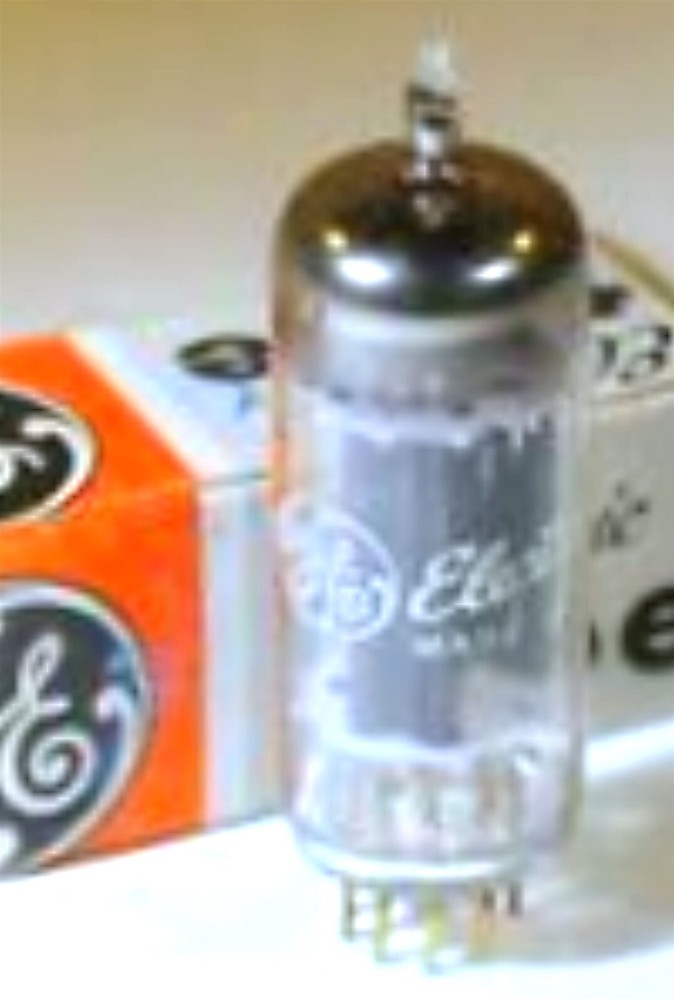 10DE7 TUBE GE NIB TESTED & BOXED VINTAGE COMMERCIAL SURPLUS