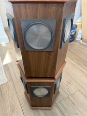 Akai Omnidirectional 6 Speaker System