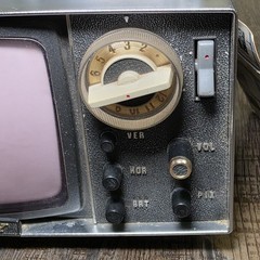 Vintage Sony Micro TV 5-303W All Transistor Portable Analog w/ Case