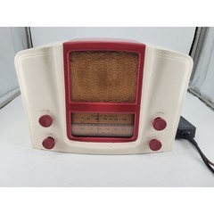 Stromberg Carlson 1204 NOVELTY Bluetooth Christmas Radio
