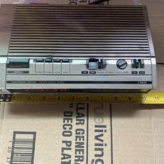 Vintage General Electric GE Digital AM/FM Alarm Clock Radio7-4634B Woodgrain