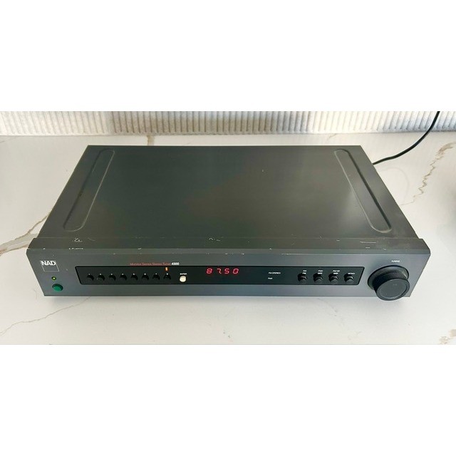 NAD 4300 Monitor Series Stereo Tuner Metal Black Vintage Digital AM/FM Hi-Fi