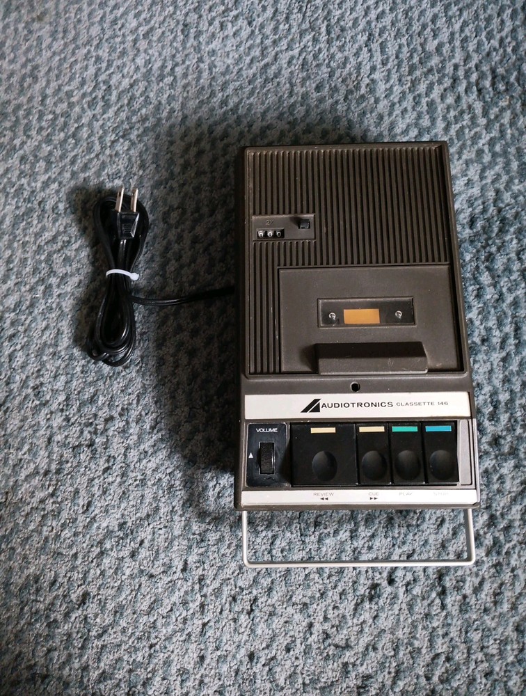 Audiotronics Cassette Recorder 146 Portable Vintage Electronics Retro
