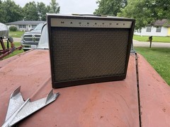Vintage Magnatone Amplifier Missing Electronics