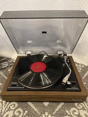 Realistic LAB-300 Belt Drive Turntable