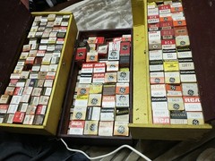 Amp-Radio Tubes- Traveling Sales Man Case. Over 140 In Case. Variety Sizes