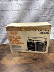 Vintage GE FM/AM Radio Cassette Recorder 3-5210 (M8525) Rare Tested W/ Box