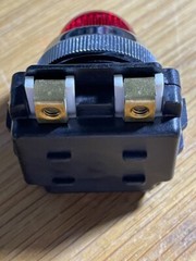 One RED KIMUDEN Pilot light with a 18 V bulb.