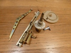 Pioneer PL-516 Spindle Gear with Linkage Pieces