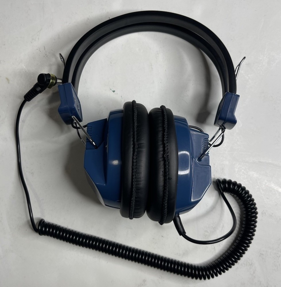 VTG Hamilton MPC-2900PC Children’s Educational Headphones Blue Dj